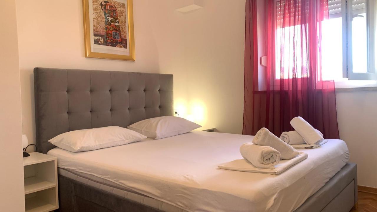 Apartments Istarska Street (Adults Only) Σπλιτ Εξωτερικό φωτογραφία
